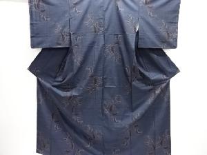 未使用品　仕立て上がり　抽象花模様織出し本場泥大島紬着物（7マルキ）